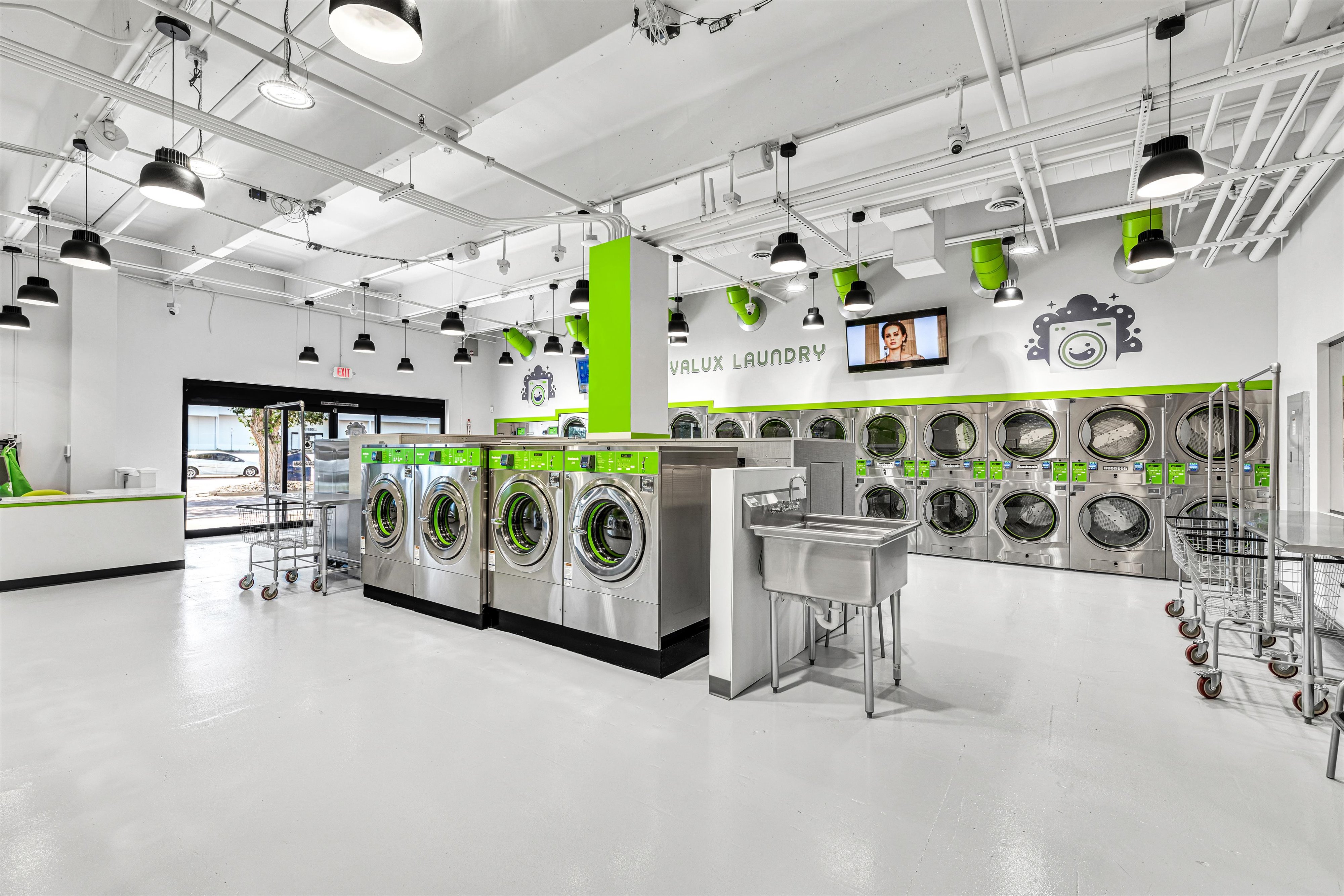 12 Lavaluxlaundry2025 14